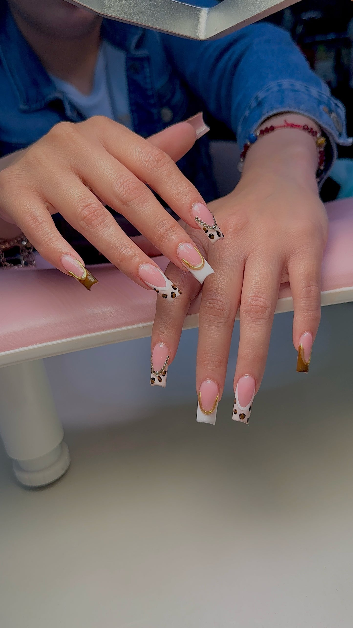 *PLATINUM KIT + FREE NAIL WEEKEND COURSE HOUSTON* DECEMBER 6, 7, 13, 14 & 20 -10am to 3pm- (NON REFUNDABLE)